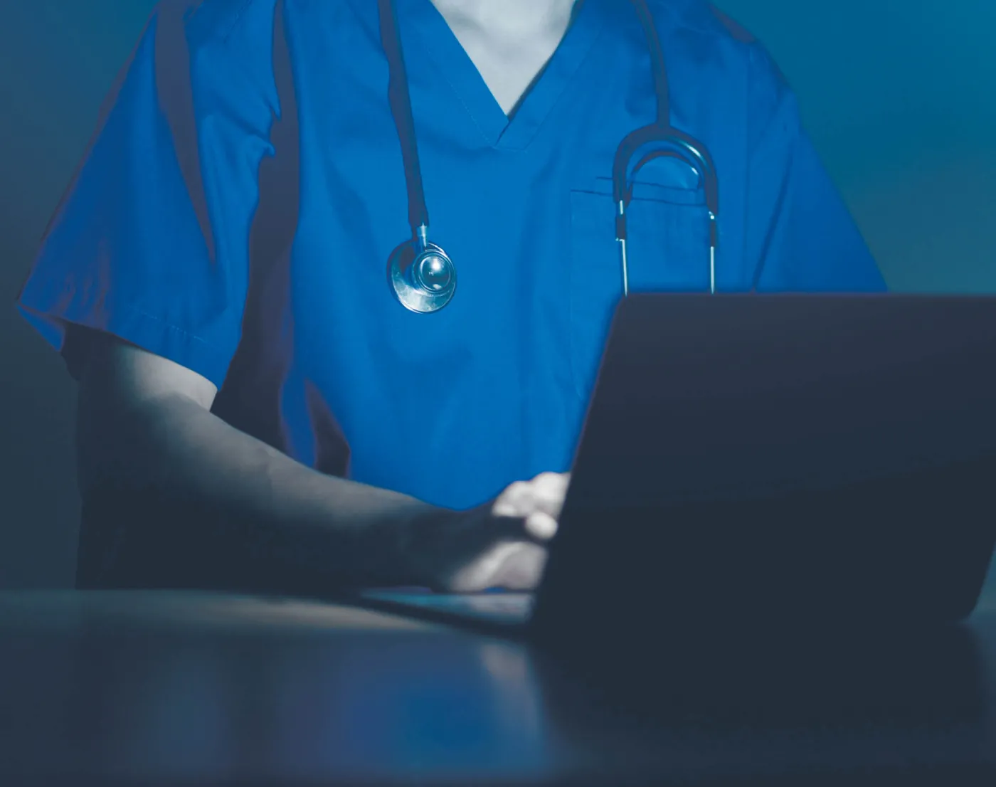 Dane zdrowotne Polaków podatne na wyciek. Eksperci alarmują