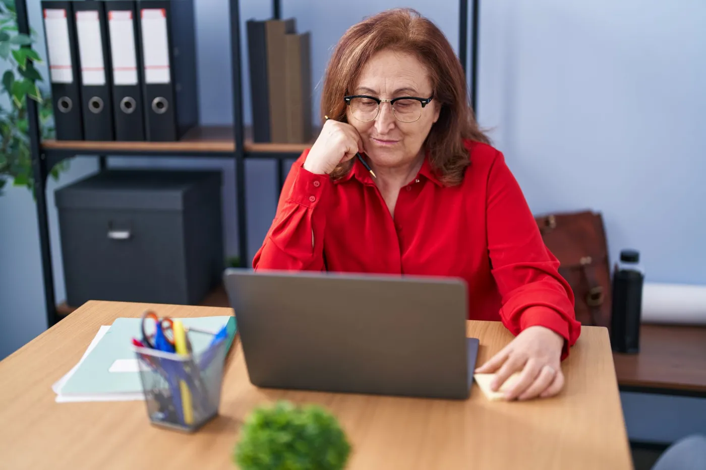 Chcą wspólnego wieku emerytalnego dla wszystkich: 62 lata. Obecne zasady niezgodne z Konstytucją?