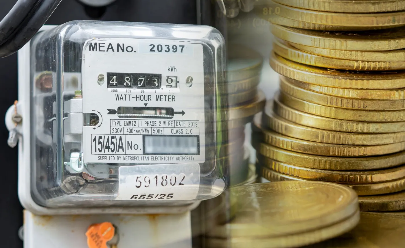 Jak obniżyć rachunki za prąd? Komu należy się ryczałt energetyczny 2026?