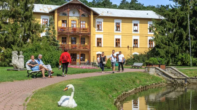 Tak można pojechać bez kolejki do sanatorium na NFZ. Jest na to sprytny, legalny sposób