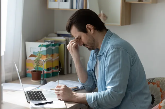 Zaledwie w pół roku blisko 100 tys. przedsiębiorców zamknęło swoje firmy. Dlaczego pada mały biznes