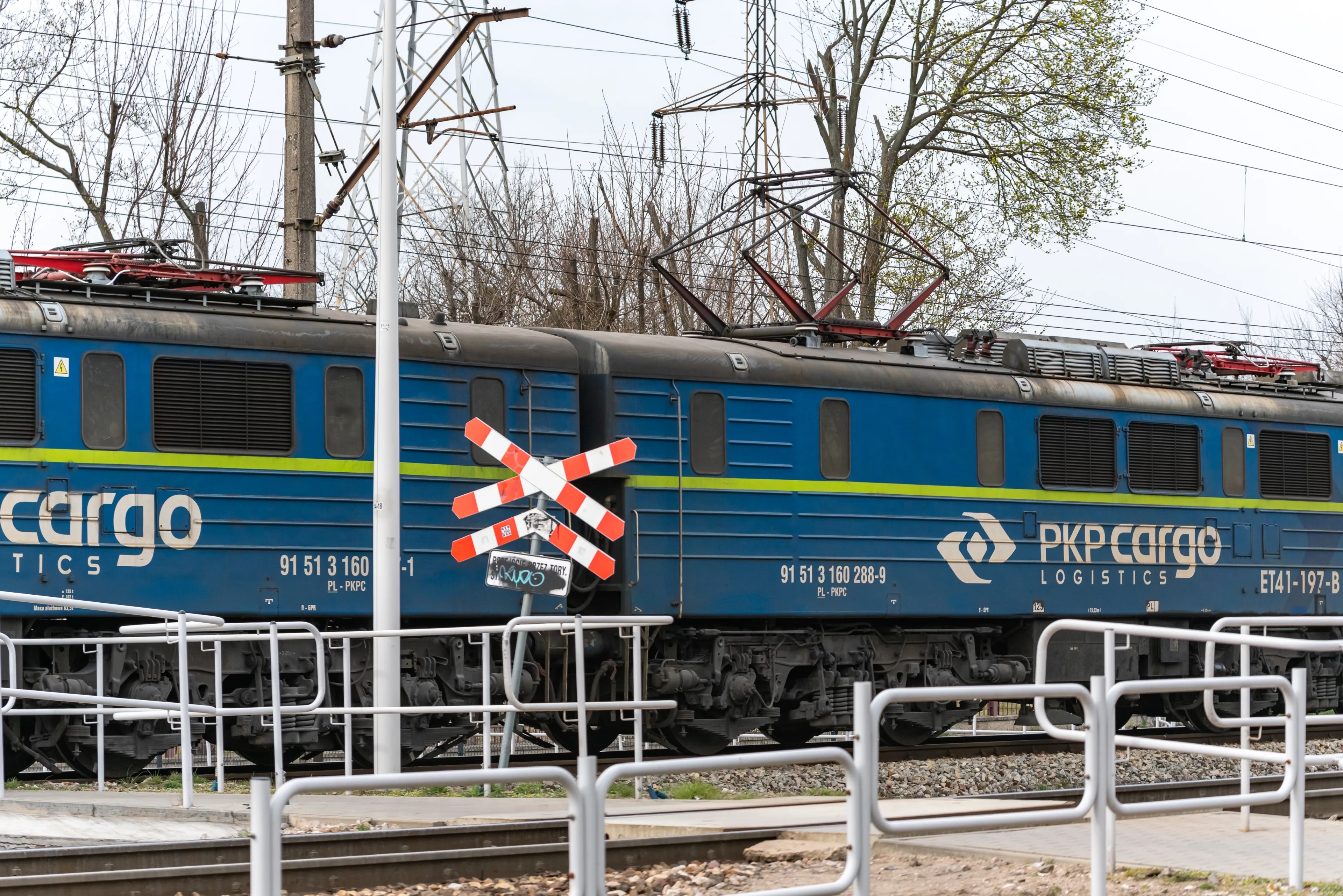 Trzęsienie ziemi na kolei. Z PKP Cargo wyleciał zarząd. To efekt decyzji sądu