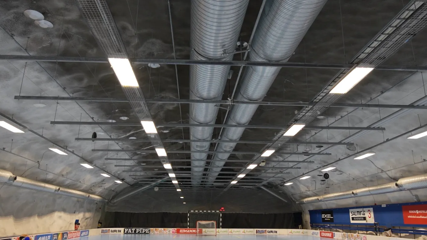 Schron w Finlandii, który odwiedził kilka miesięcy temu Rafał Trzaskowski