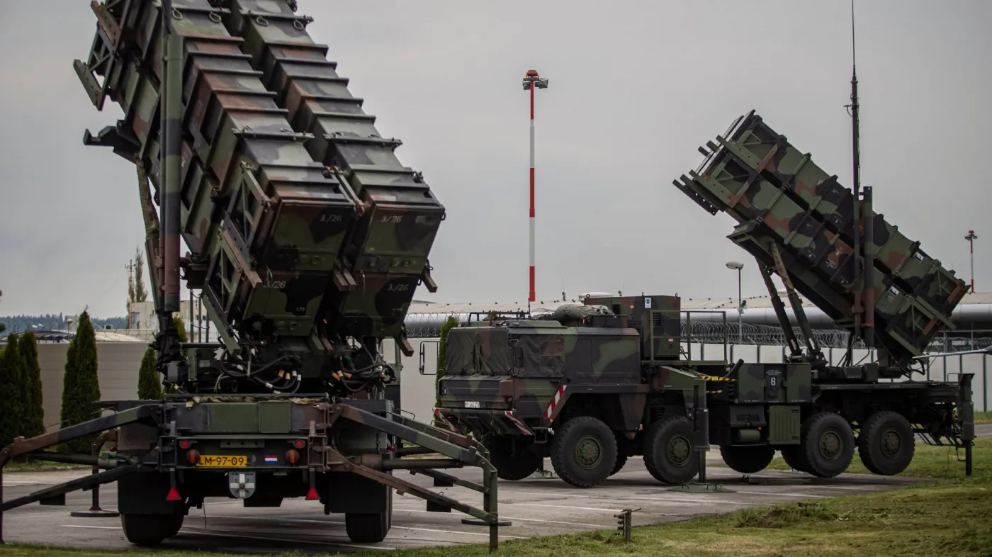 Koniec bezpiecznego nieba nad Ukrainą. USA nie nadążają za Rosją