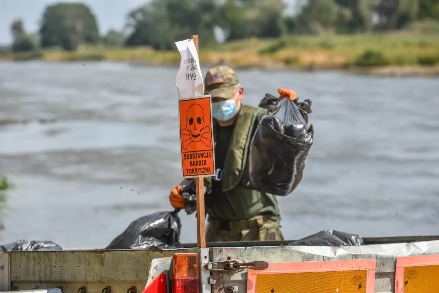 Skażenie Odry. Bumar-Łabędy: Parametry ścieków mieszczą się w normach