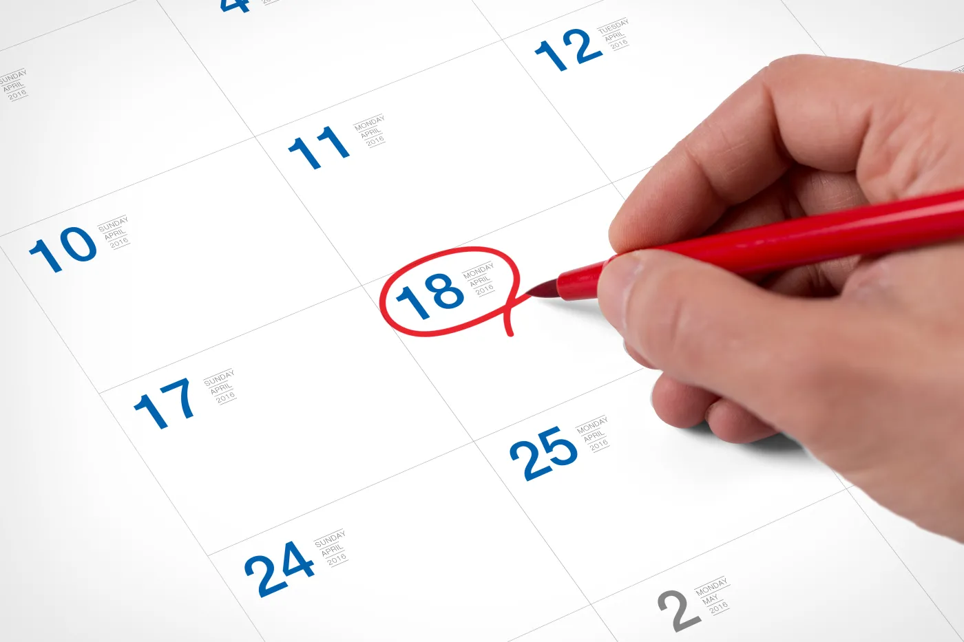 Wielki Piątek dniem wolnym od pracy? Polacy zabrali głos [SONDAŻ]