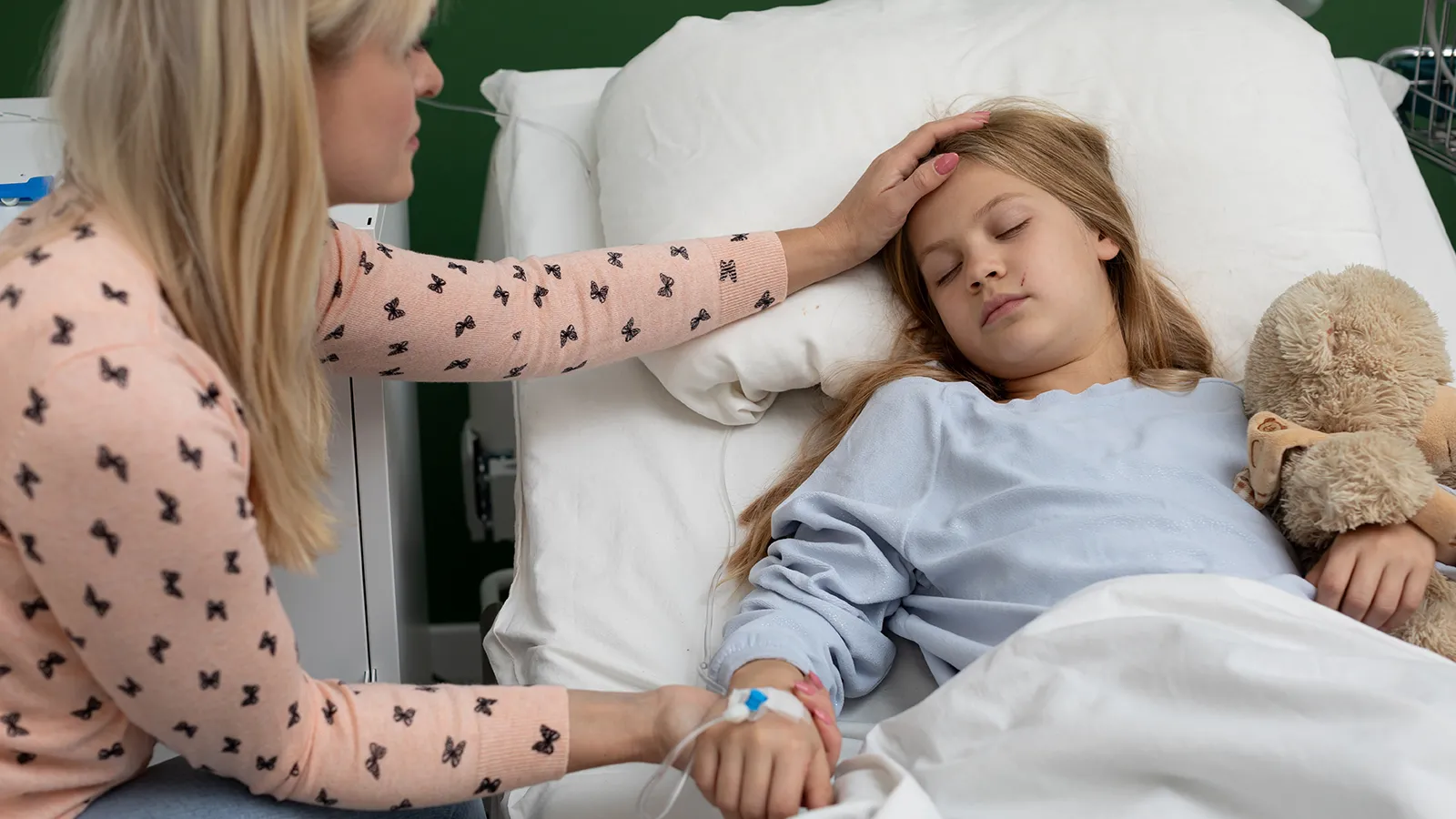 Nawet 120 dni zasiłku na chore dziecko. Rząd szykuje zmianę dla rodziców