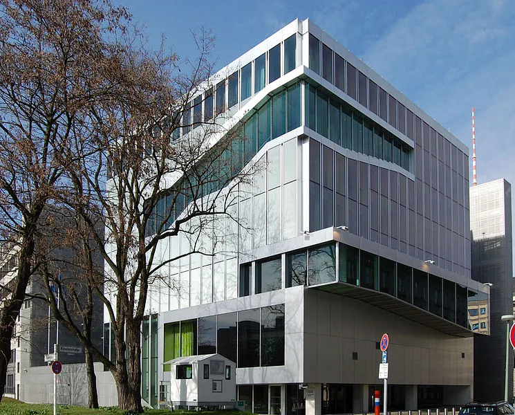 1336160-be-dutch-embassy-autor-achim-raschka-licencja-wikimedia-commons-cc-by-sa-3-0.jpg