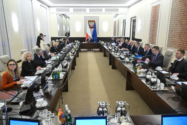 Rząd Donalda Tuska. Wiadomo, co będzie podlegać poszczególnym ministrom [GRAFIKI]