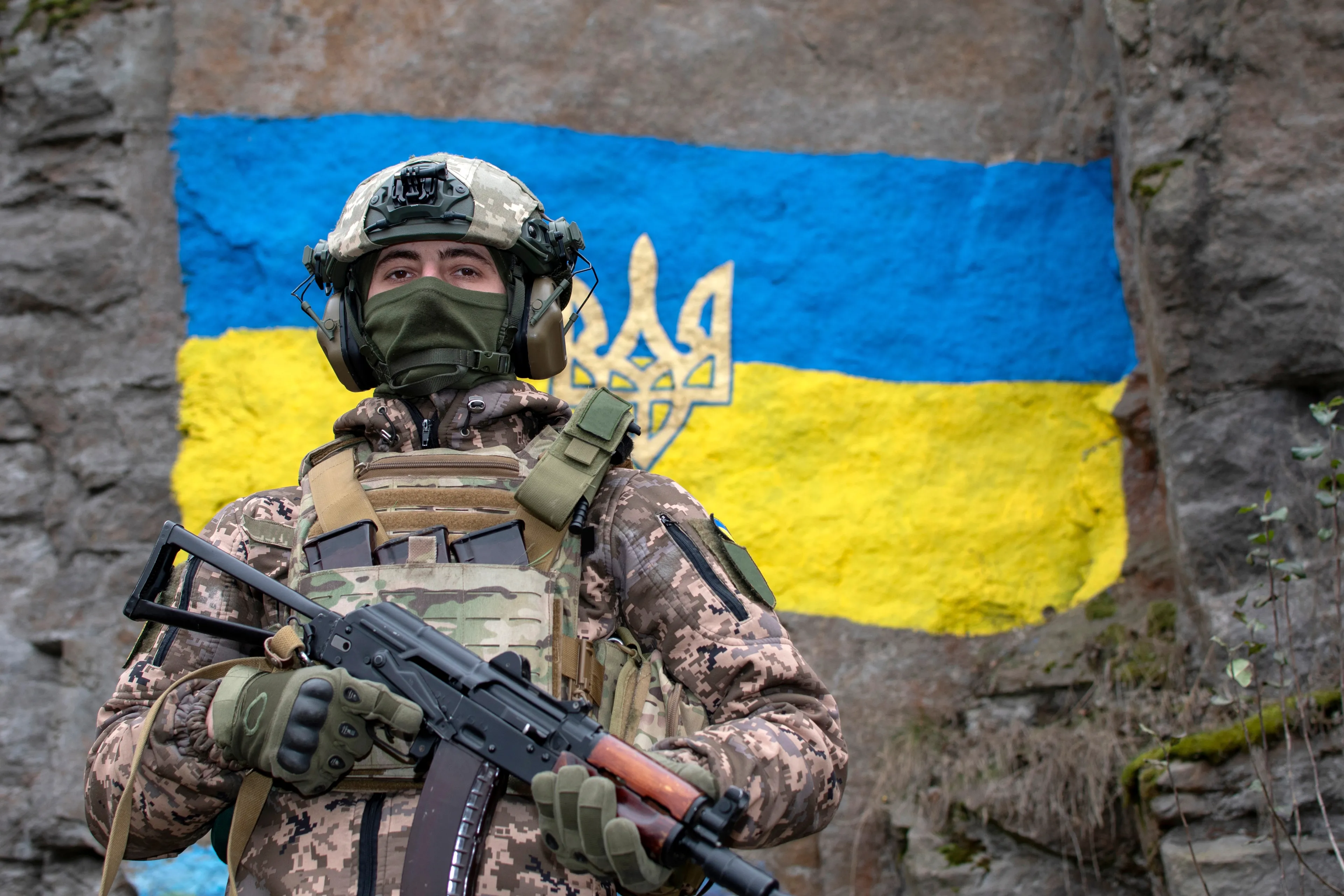 Russia got a immense  loot in the Black Sea, ships and military infrastructure went up in smoke. Ukrainians are already talking straight  about the recapture of Crimea