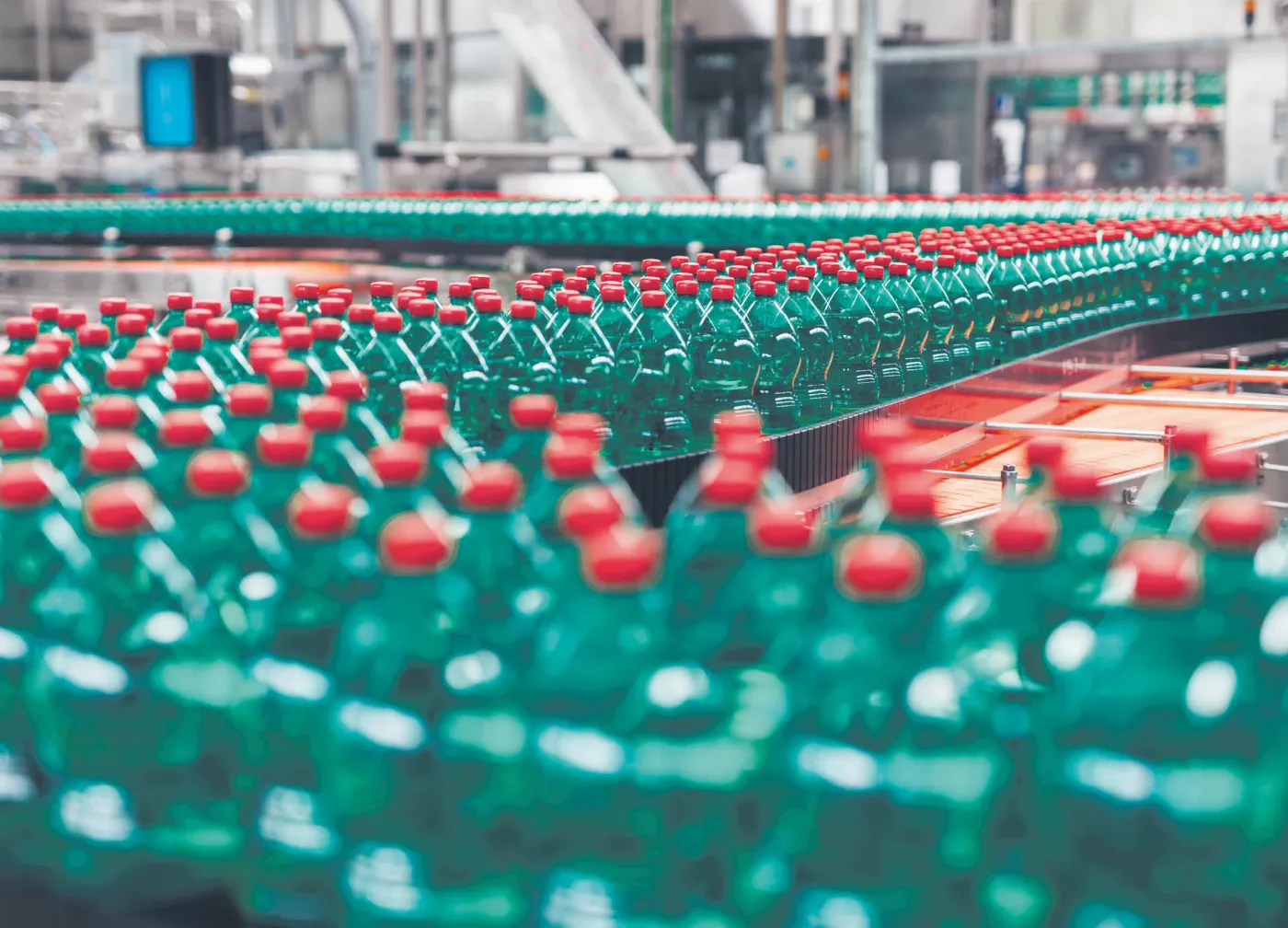 Producentowi napojów koszty opakowań wzrosną w związku z ROP.