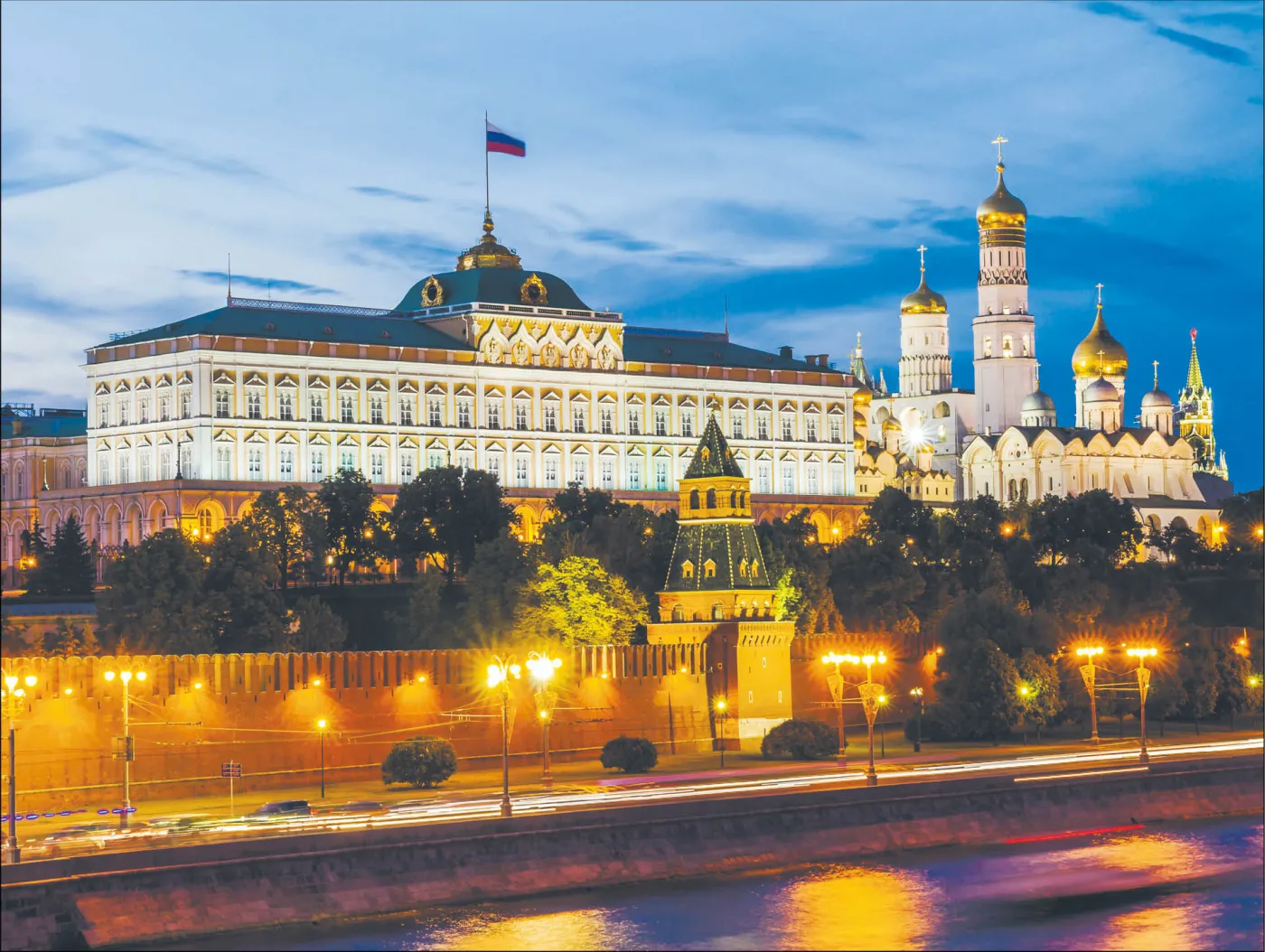 "Rosja może rozpocząć dużą wojnę w Europie". Zełenski ostrzega i wskazuje termin