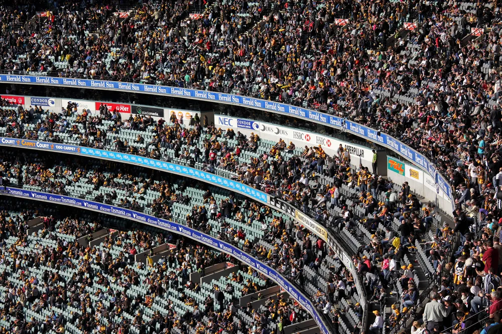 Kibicowanie pomaga psychice i zwiększa poczucie sensu życia [BADANIE]