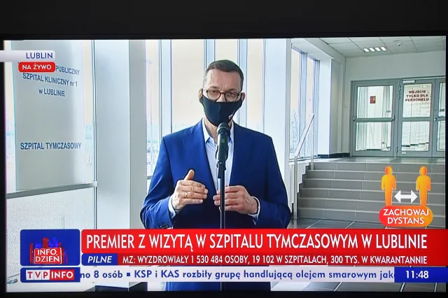 Morawiecki: Trzecia fala groźna dla gospodarki. W marcu kolejne 4,5 mld zł wsparcia dla firm
