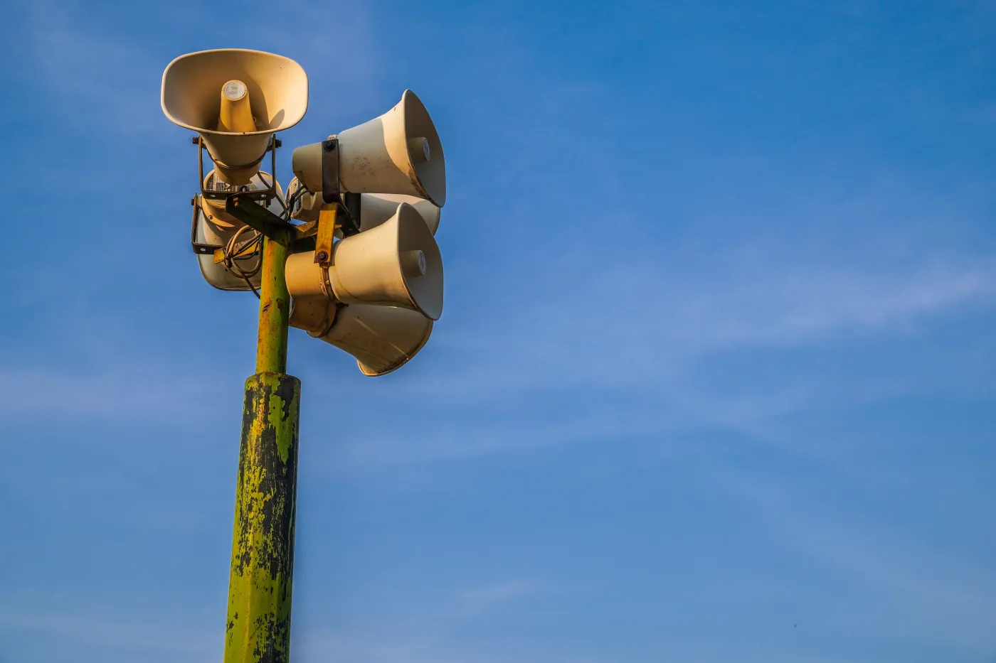 Od 15 grudnia zawyją syreny alarmowe. Wojewoda uspokaja: To ćwiczenia Syrena-25