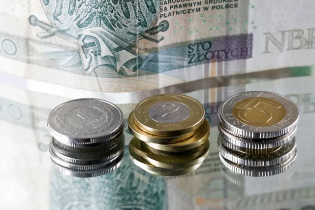 Podwyżki dla budżetówki będą wyższe niż 4,1 procent? Minister Andrzej Domański, potwierdza. O ile wzrosną wynagrodzenia w 2025 roku