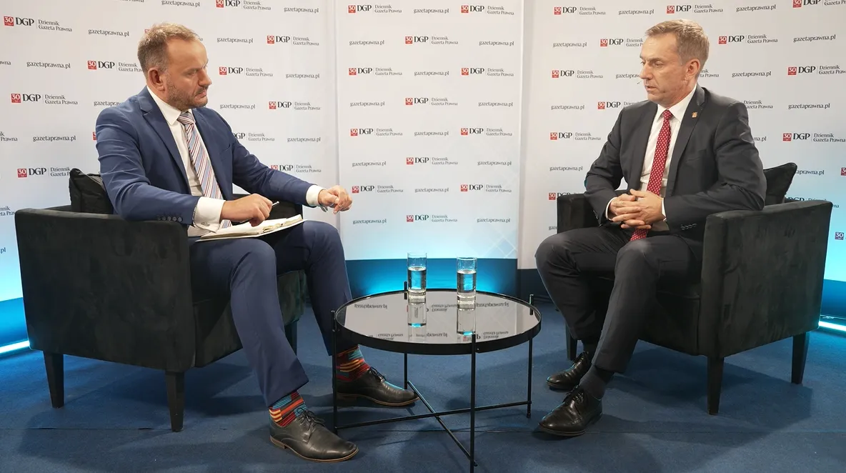 Rozmowa z Andrzejem Szaratą podczas Forum Krynica 2024: Euroregion Karpaty: Czy Może Stać się Turystyczną Marką na Miarę Alp?