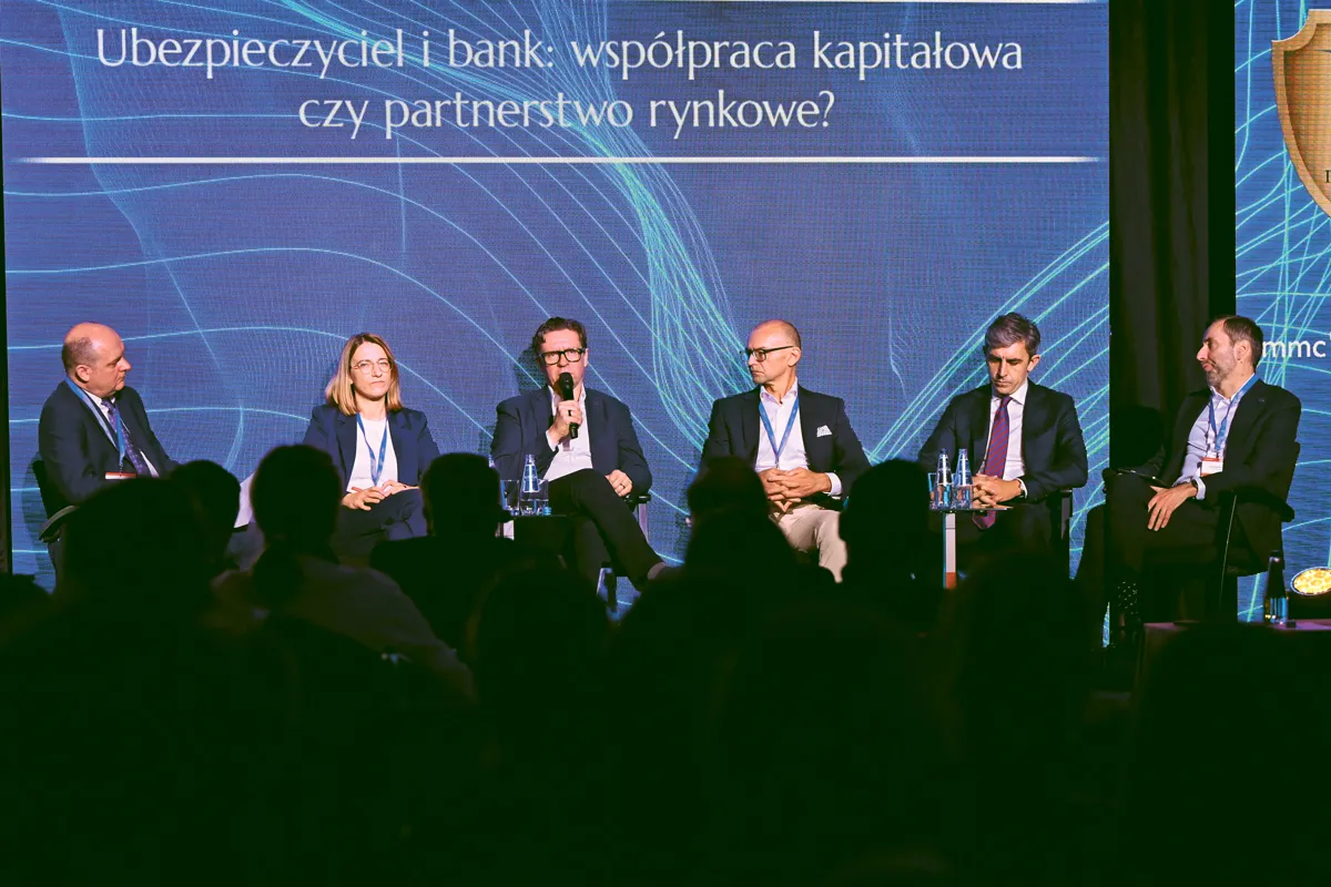 Banki i ubezpieczyciele: najlepsza długofalowa współpraca, utrudniają niestabilne regulacje