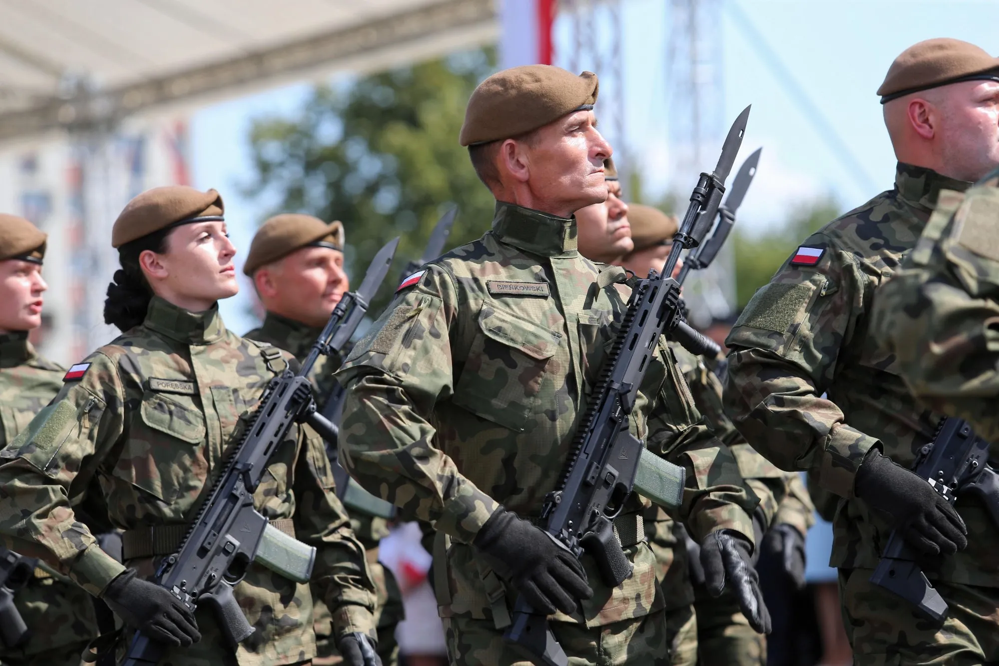 Rewolucja w emeryturach mundurowych. Rząd przywraca stare zasady. Wystarczy 15 lat służby