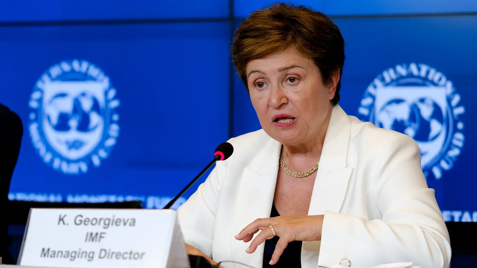 Według prognoz dla gospodarek G20: banki centralne będą podnosić stopy aż do 2027 roku. Gospodarki muszą zrównoważyć szok energetyczny