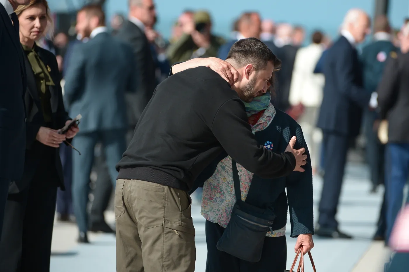 Dwie umowy o wartości 650 mln euro. Efekt wizyty Wołodymyra Zełenskiego we Francji