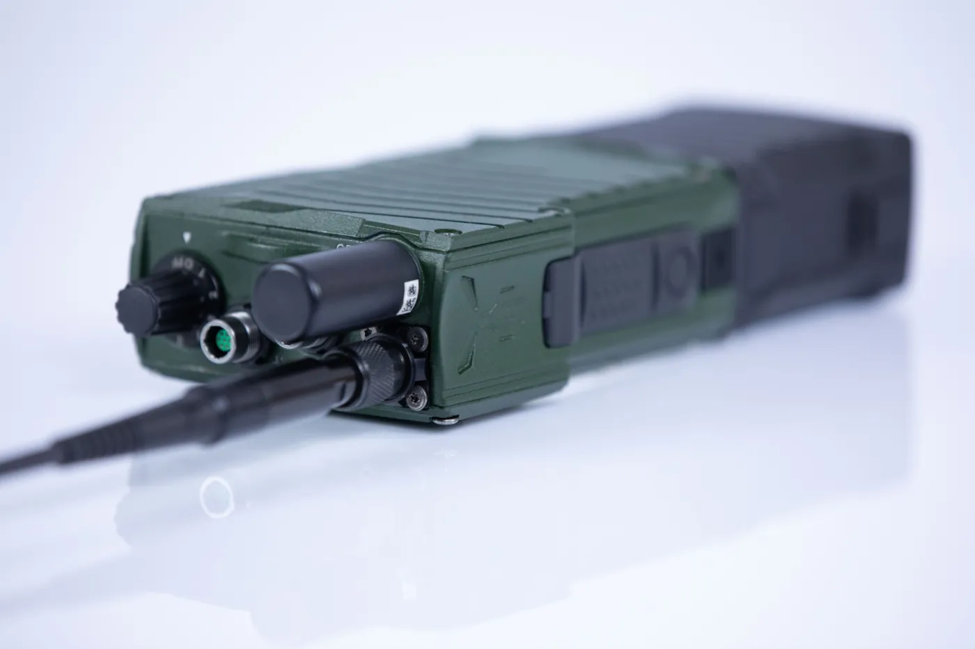 PERAD to pierwsza polska radiostacja z krajową kryptografią. Już niedługo trafi ona do armii.