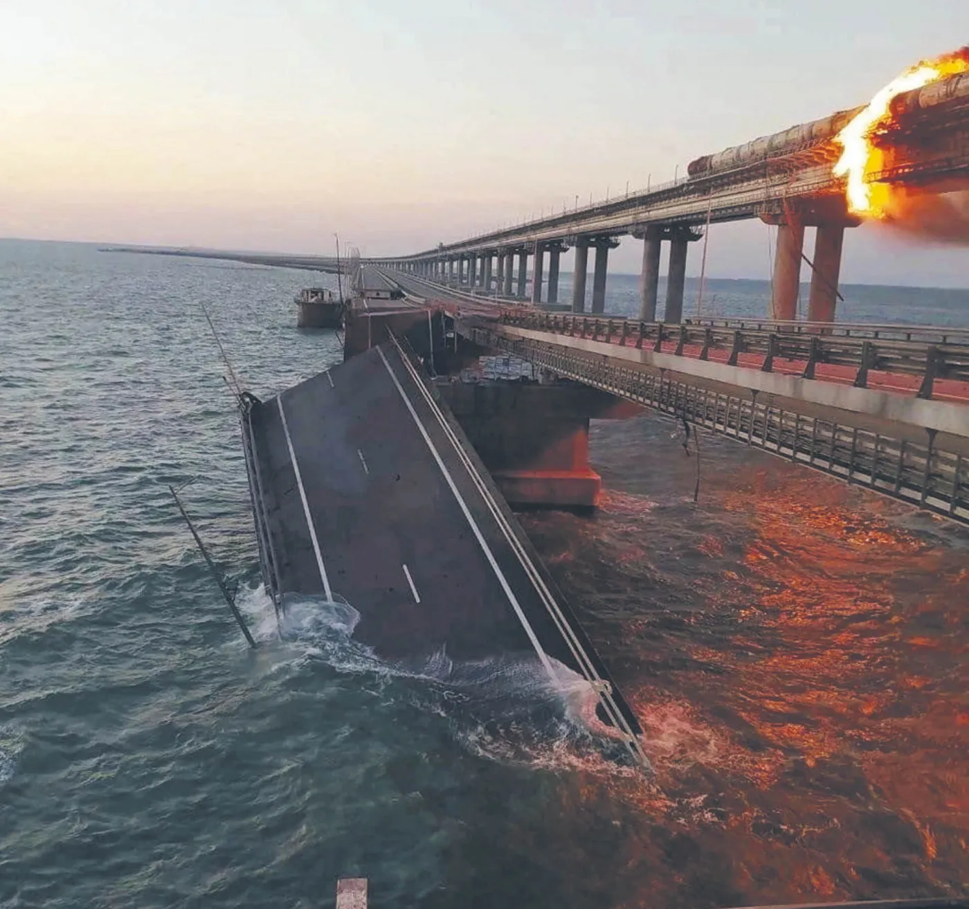 Most Krymski nadal celem! Dowódca ukraińskiej marynarki zapowiedział atak?