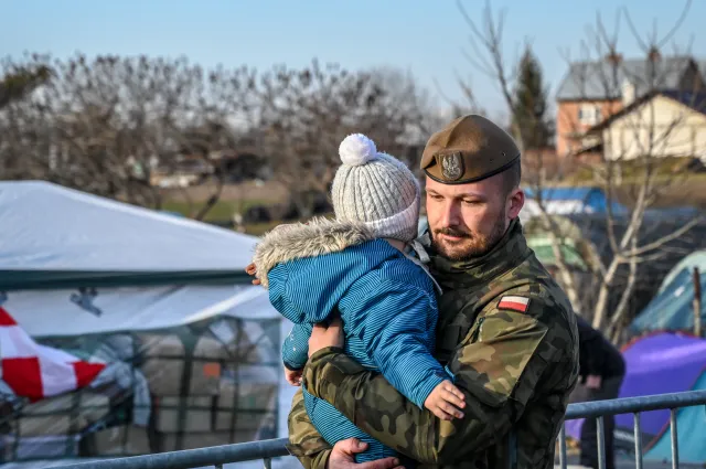 Dziesięć krajów opracowuje plany masowej ewakuacji ludności. Polska szykuje się na najgorsze