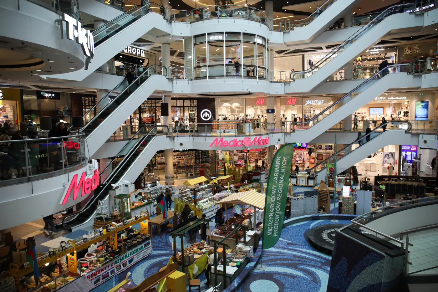 Niedziela handlowa 12.10.2025. Czy dzisiaj jest niedziela handlowa? Sklepy otwarte 12 października