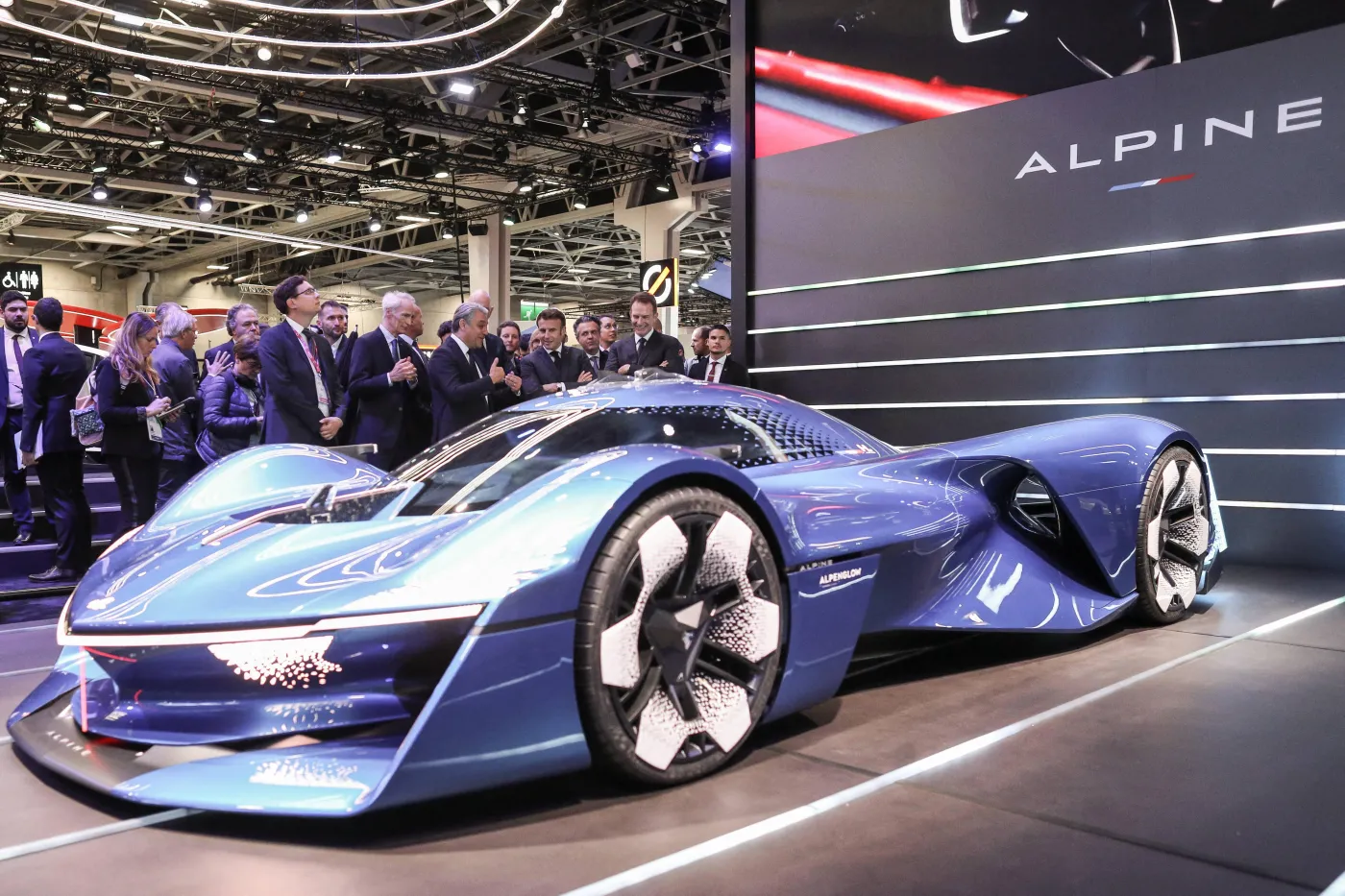 Motoryzacyjne perełki z Paris Motor Show. Tymi modelami chwalą się producenci [ZDJĘCIA]