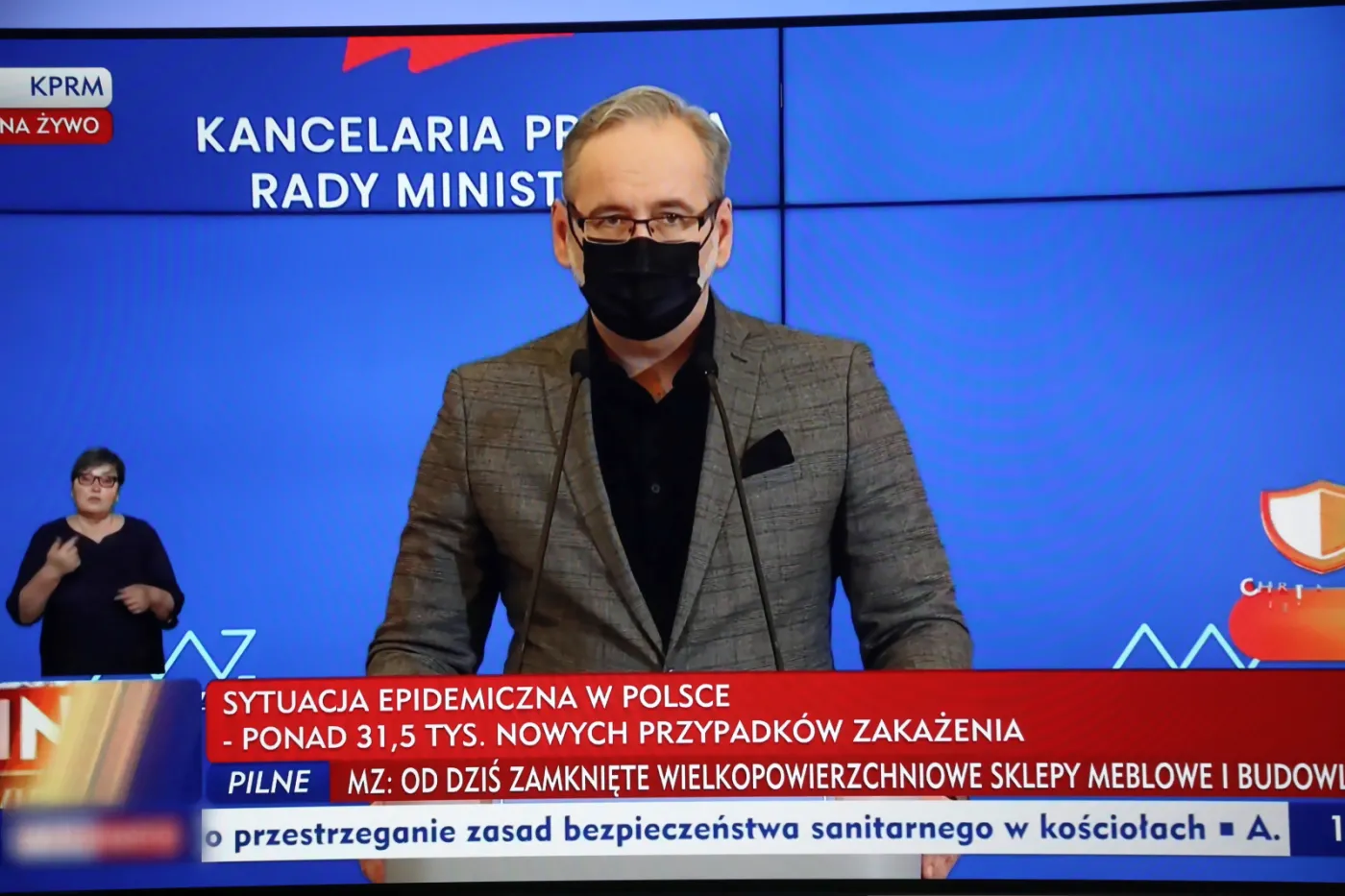Niedzielski: Jeśli dynamika zakażeń nie będzie słabła, będziemy rozważali kolejne obostrzenia