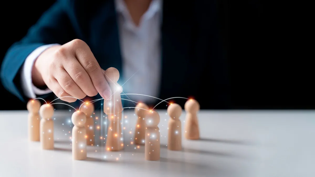 Praca, która wyprzedza jutro – co naprawdę mówią globalne trendy HR 2025