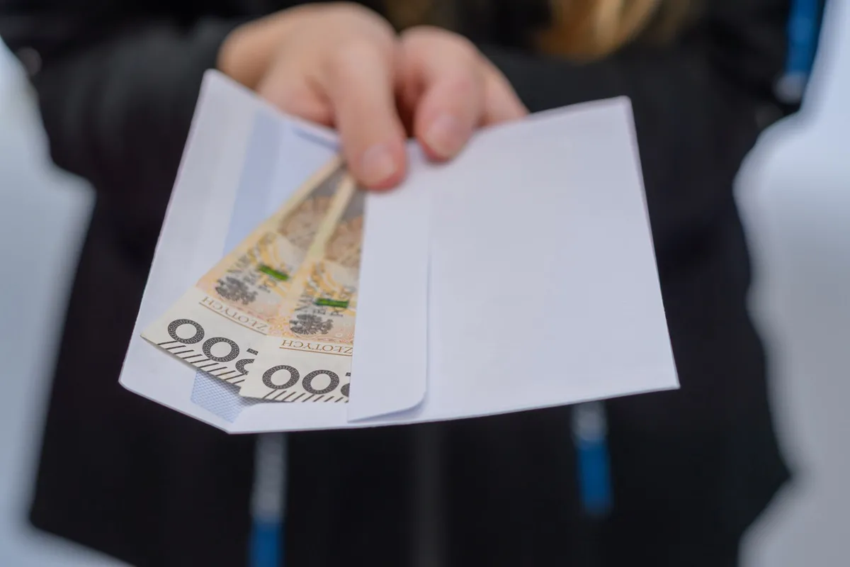Co grozi pracodawcy, a co pracownikowi przy pracy na czarno? Konsekwencje