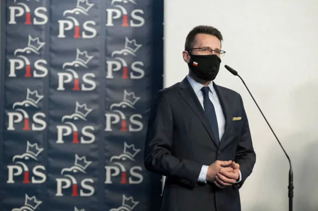 Fogiel: Naszym koalicjantom polecam trzymanie emocji "na wodzy"