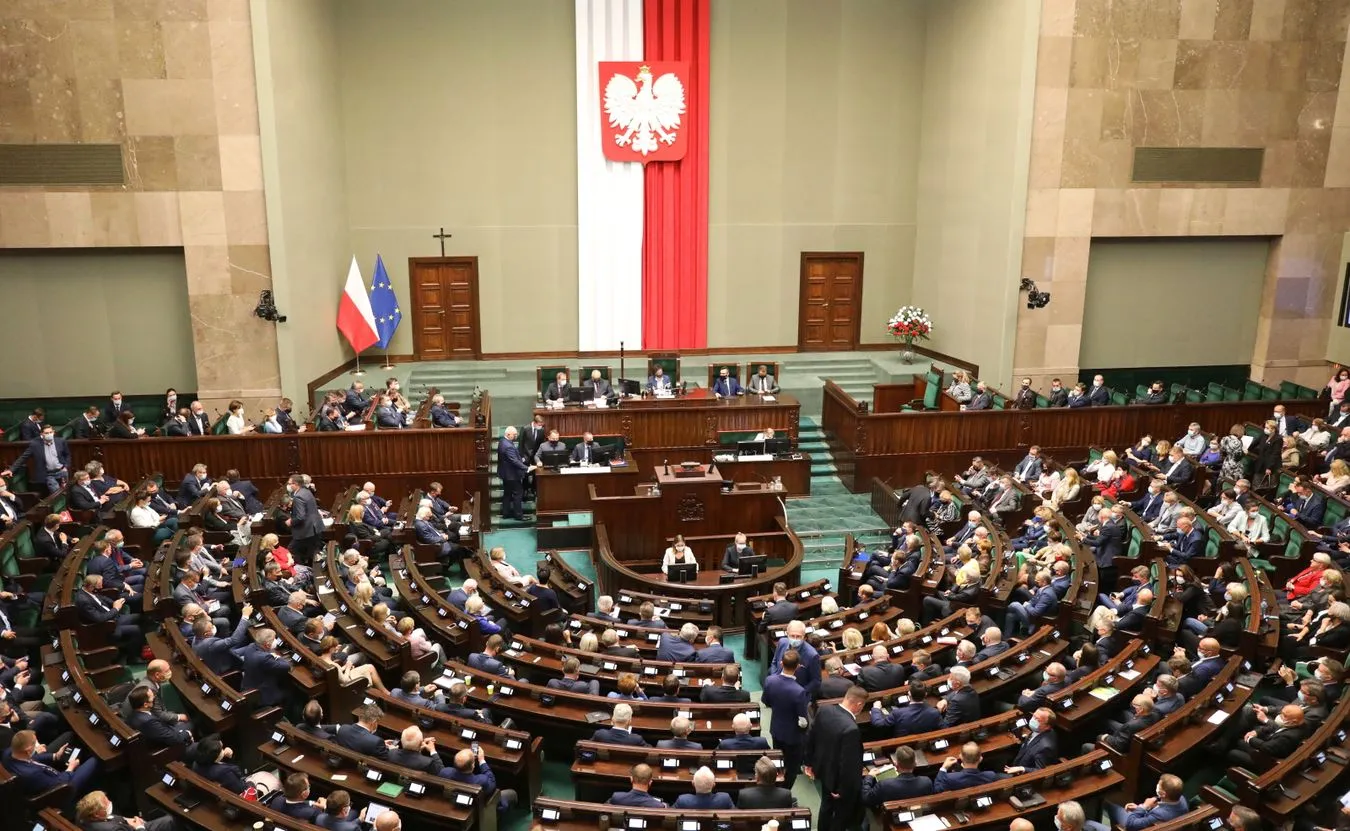 Posłowie opozycji na posiedzeniu Sejmu ws. stanu wyjątkowego: Gdzie jest prezydent?