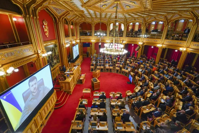 Zełenski przed norweskim parlamentem: Dowolny statek może paść ofiarą rosyjskich min