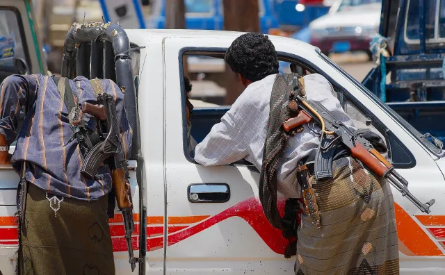 Jemen: Co najmniej 30 żołnierzy zginęło w ataku Huti na bazę wojskową