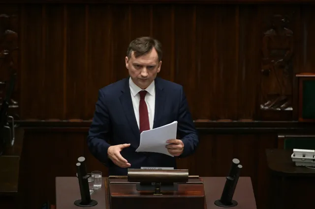 Zbigniew Ziobro pozostanie ministrem sprawiedliwości. Sejm odrzucił wniosek o wotum nieufności