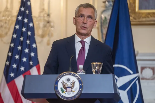 Stoltenberg o Ukrainie: Musimy być przygotowani na długą wojnę