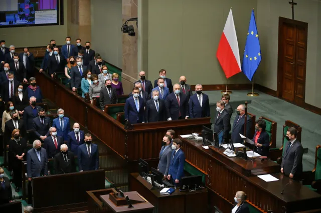 Głupoty na bok. W sprawie rosyjskiej agresji rząd i opozycja mówią jednym głosem