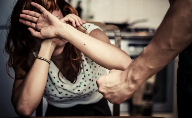 Ubywa przemocy w rodzinie? W statystykach na pewno