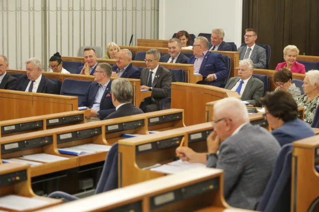 Wakacje kredytowe. Senat zgłosił poprawki do ustawy