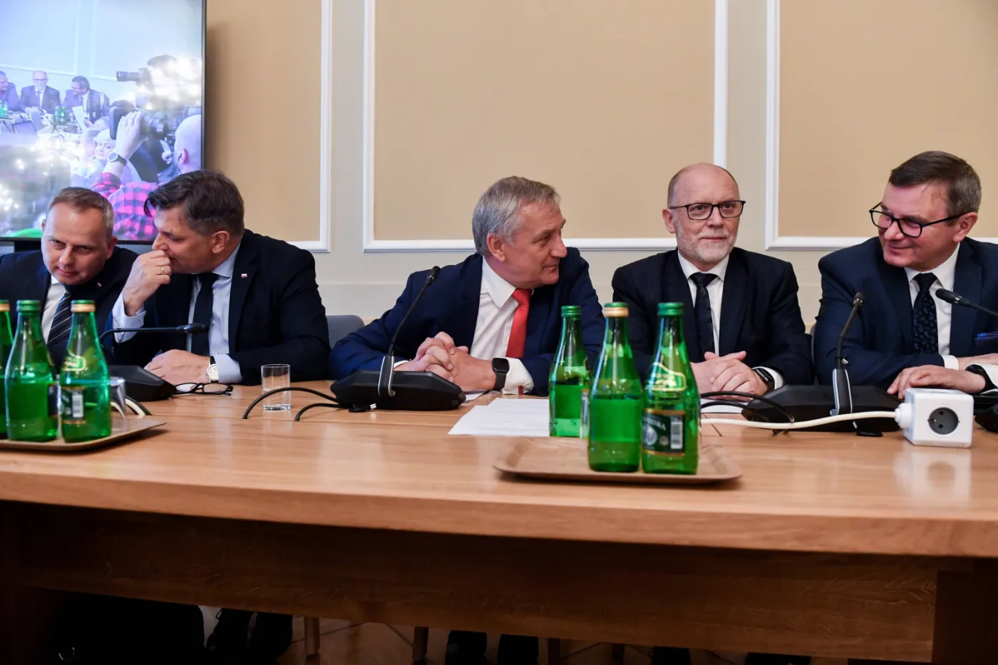 Nowelizacja lex Tusk. Sejmowa komisja za zniesieniem terminu publikacji raportu komisji