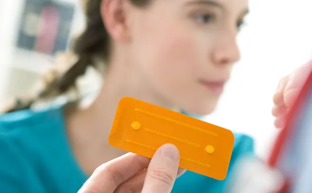 Tabletka „dzień po” bije rekordy, ograniczeń nie będzie. Antykoncepcja awaryjna nadal przez internet