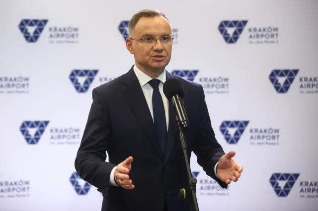 "Nie podpiszę ustawy wprowadzającej chore zasady". Prezydent skomentował tabletkę "dzień po" i referendum w sprawie aborcji