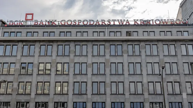 Nie będzie poniedziałkowego przetargu obligacji BGK