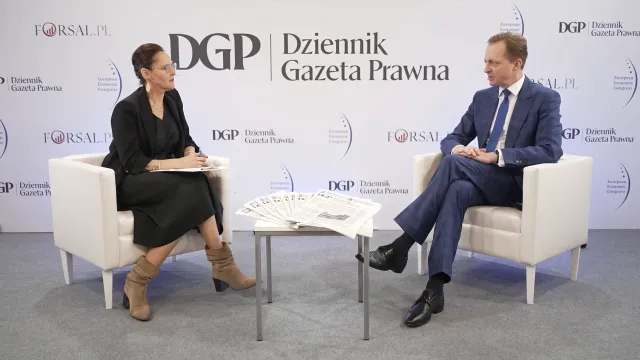 Umowy o dzieło pod lupą ZUS. Rozmowa z Pawłem Jaroszkiem