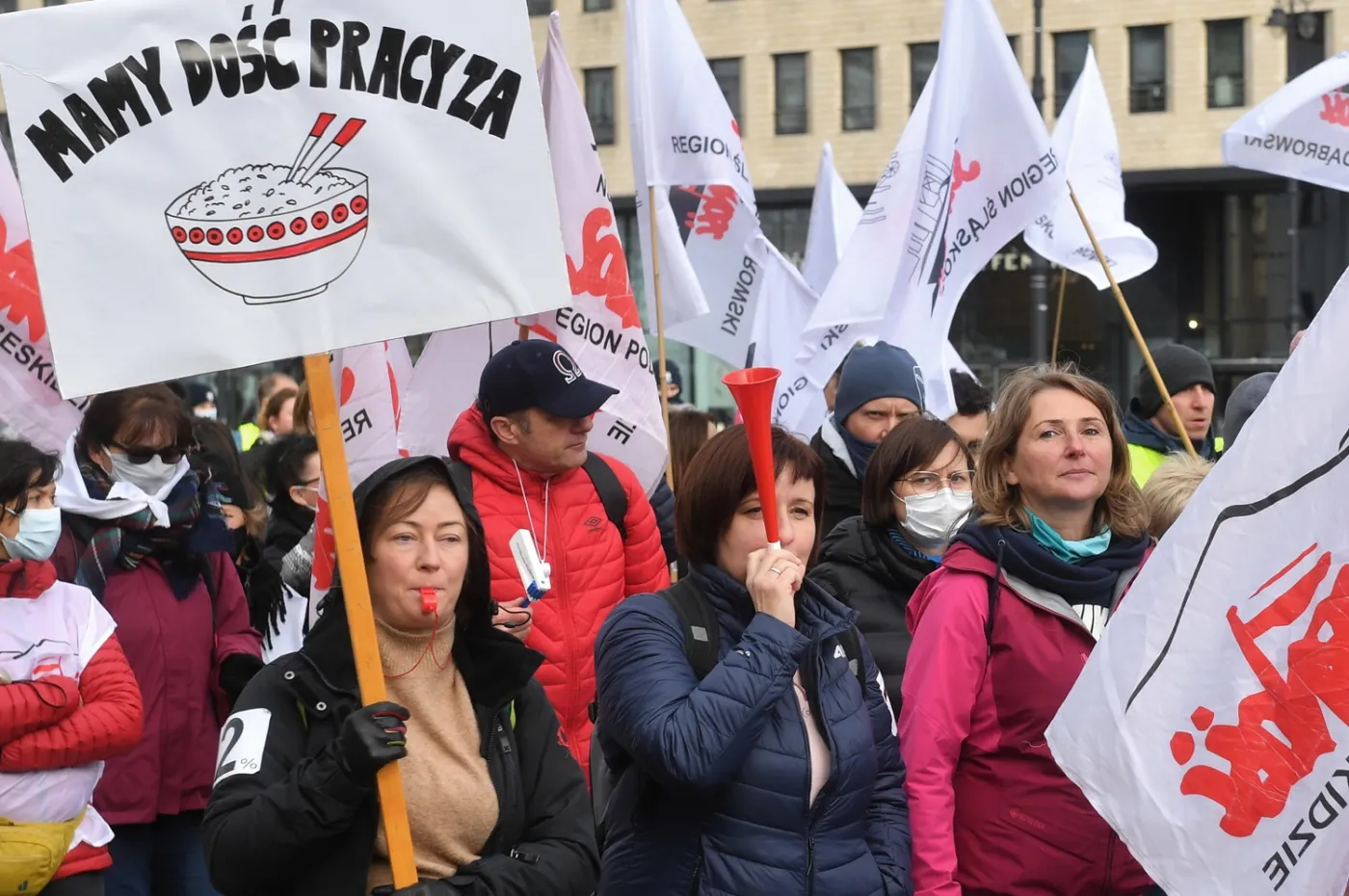 Budżetówka na skraju zapaści. Brak podwyżek, coraz więcej wakatów