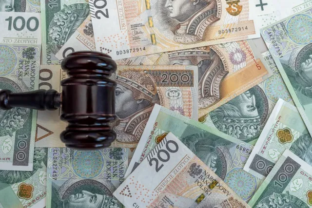 Poważne zmiany w prawie od września 2025: Nowe OC, zmiany w szkołach to tylko początek