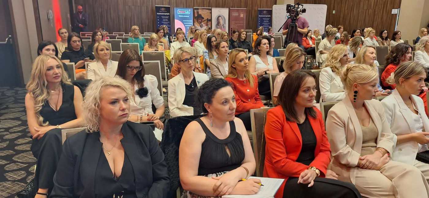 Dlaczego ustawowa regulacja rad kobiet może ośmieszyć problem nierówności? [KOMENTARZ]